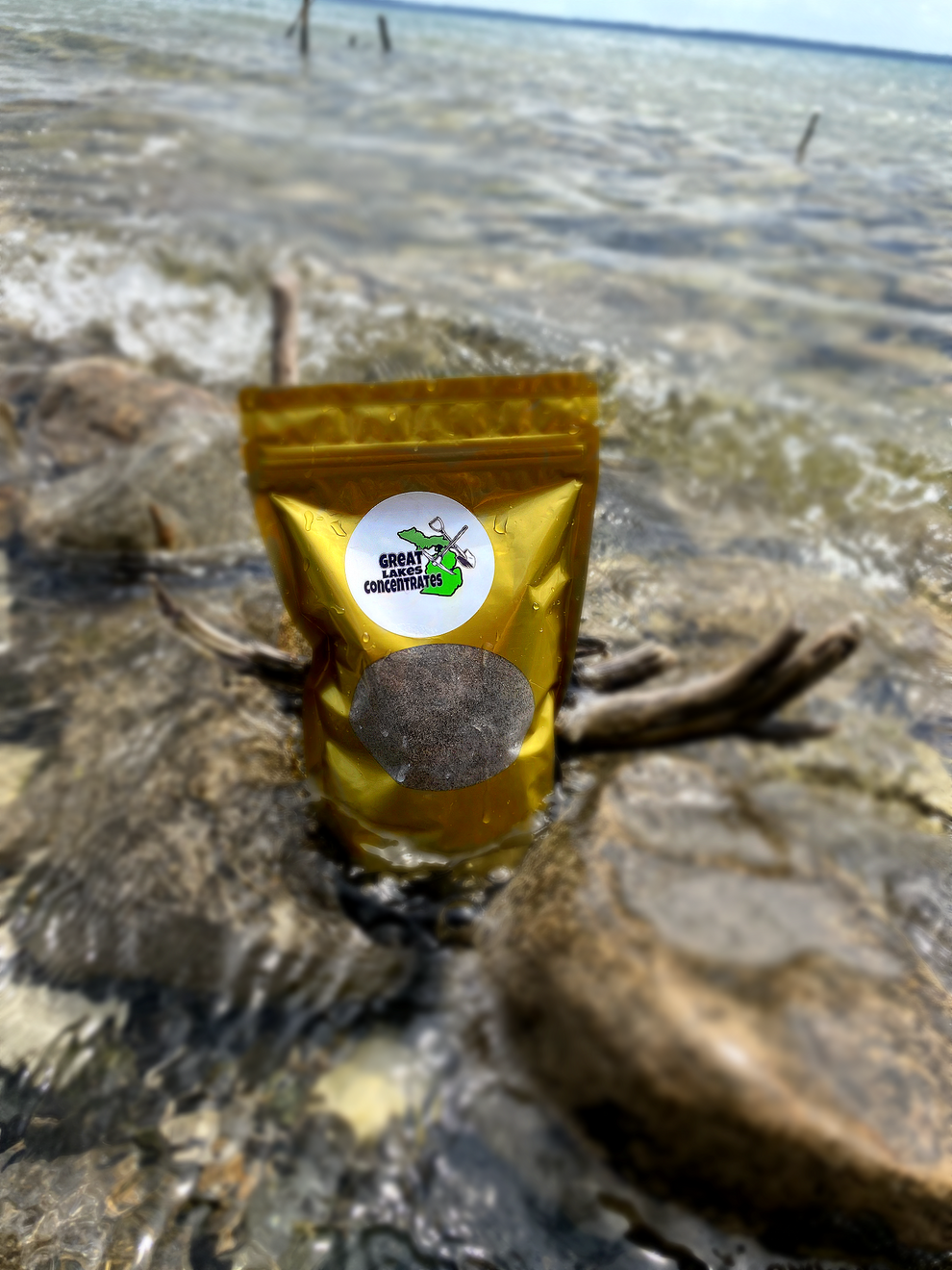 Great Lakes Concentrates - Beach Bags - .25 gram Guarantee! – greatlakesconcentrates